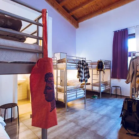 Lol Siracusa Hostel *