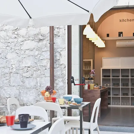 Lol Siracusa Ostello *