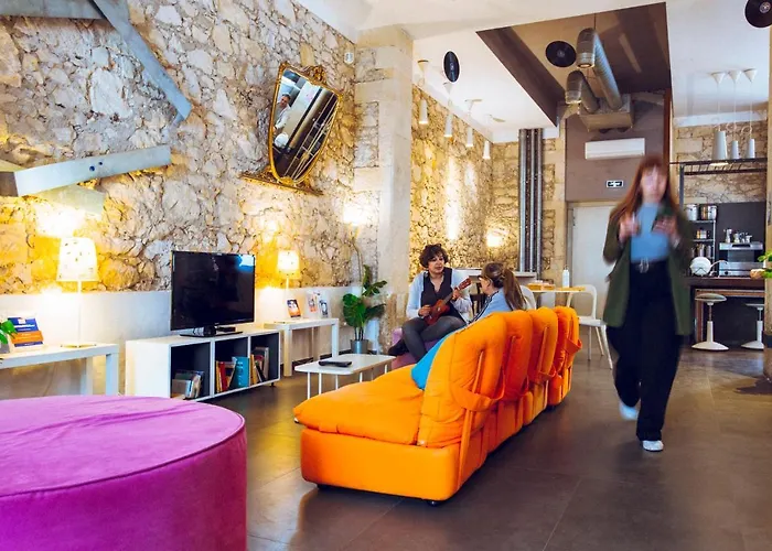 Lol Siracusa Hostel *