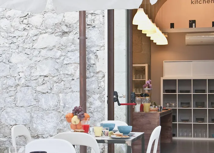 Lol Siracusa Hostel *